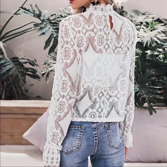 ✨Last 1✨Chic Lace Mock Neck Blouse - Picture 6 of 9